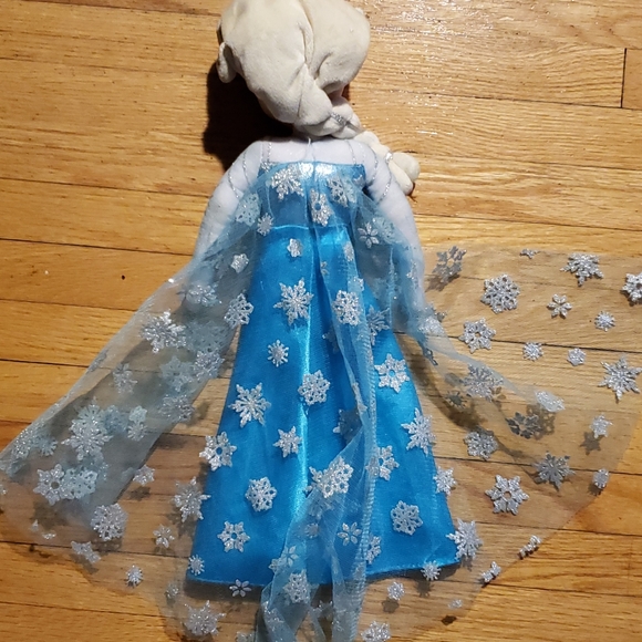 Frozen Elsa doll and purse set - Picture 3 of 6